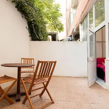 Appartamento Charm @ The Very Heart Of Lisbona